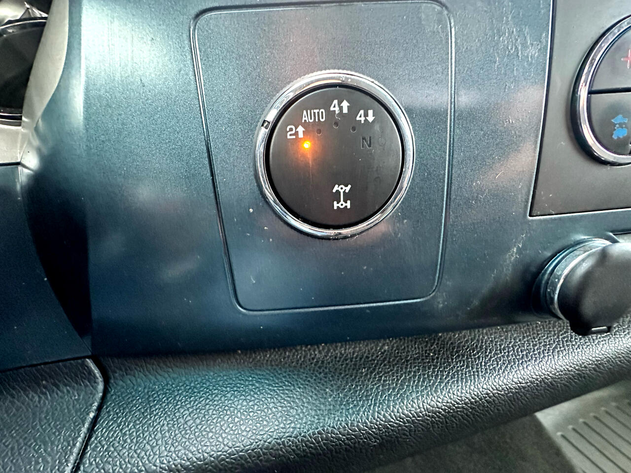 GMC Sierra 1500 SLE Crew Cab 4WD 2012