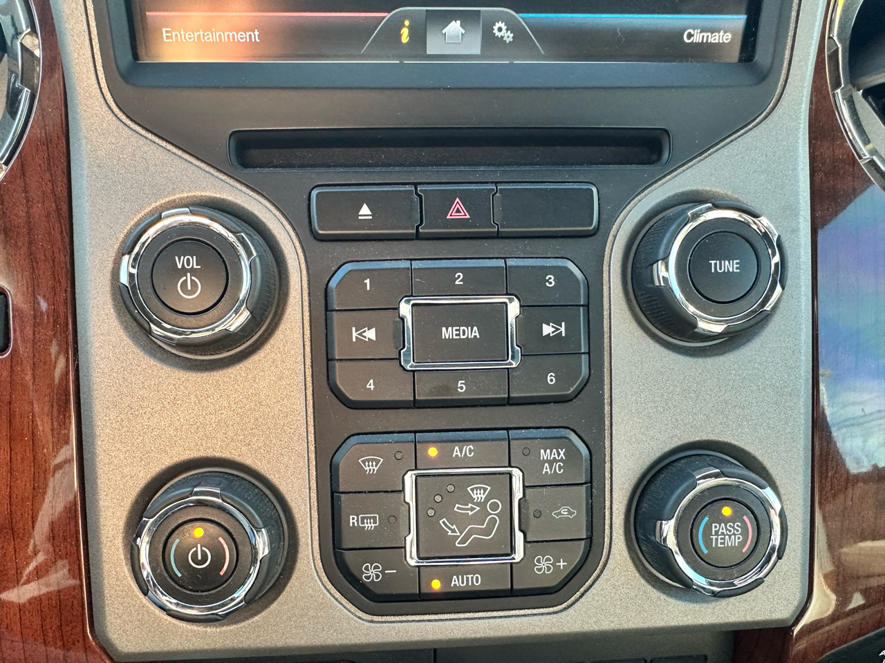 Ford F-350 SD King Ranch Crew Cab Long Bed 4WD 2016