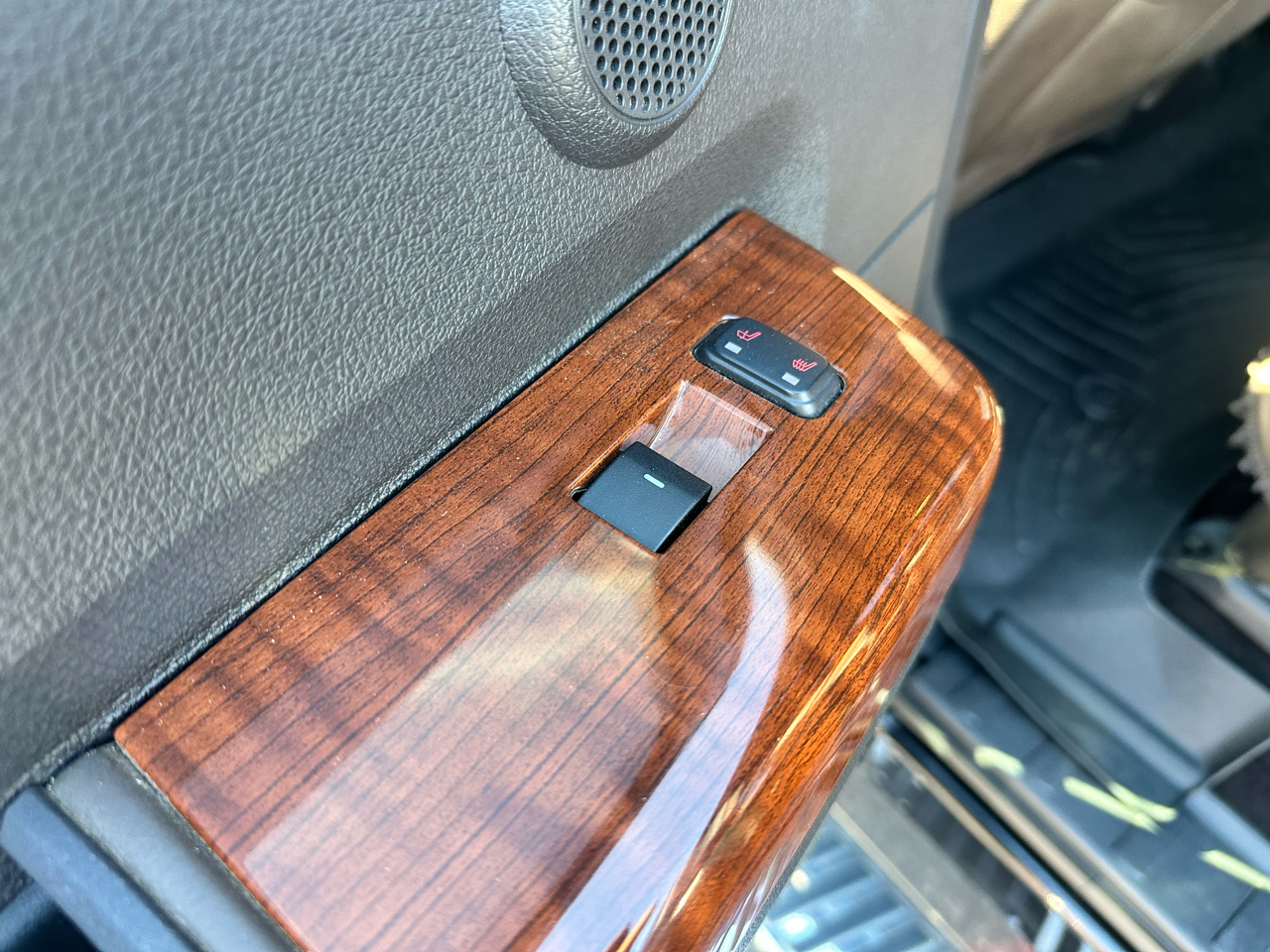 Ford F-350 SD King Ranch Crew Cab Long Bed 4WD 2016