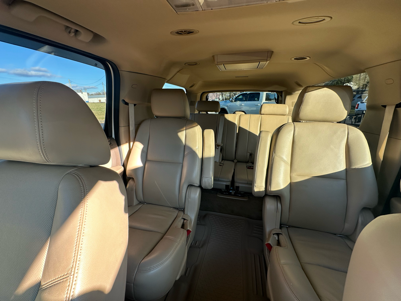 Chevrolet Suburban LTZ 1500 4WD 2014