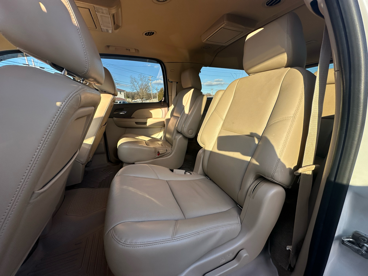 Chevrolet Suburban LTZ 1500 4WD 2014