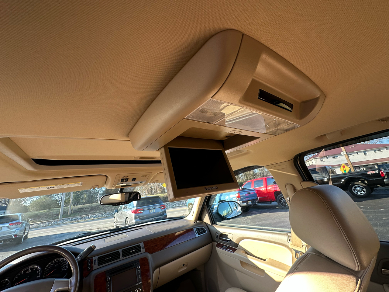 Chevrolet Suburban LTZ 1500 4WD 2014