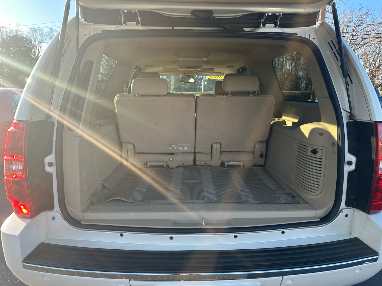 Chevrolet Suburban LTZ 1500 4WD 2014