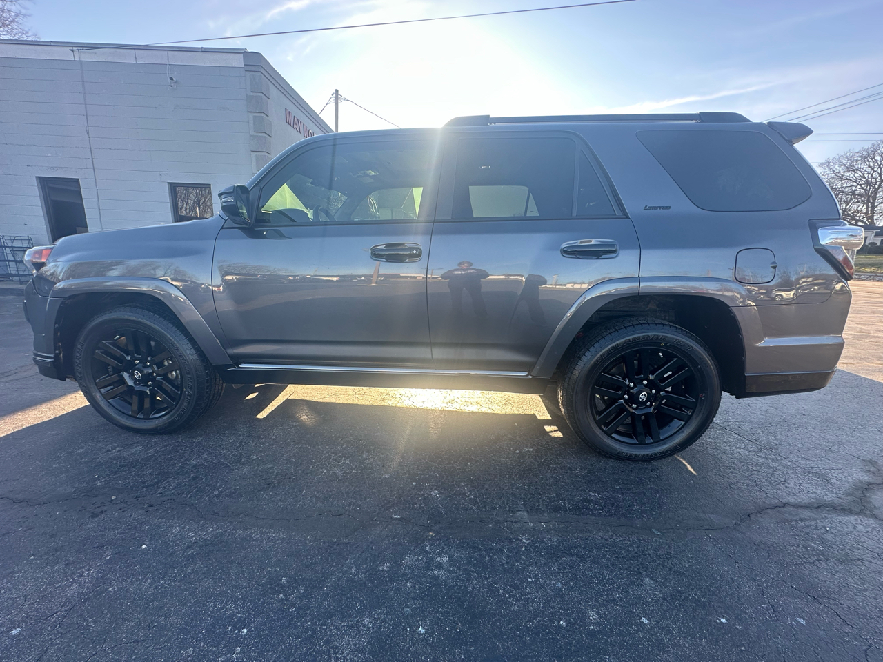 Toyota 4Runner SR5 4WD 2020