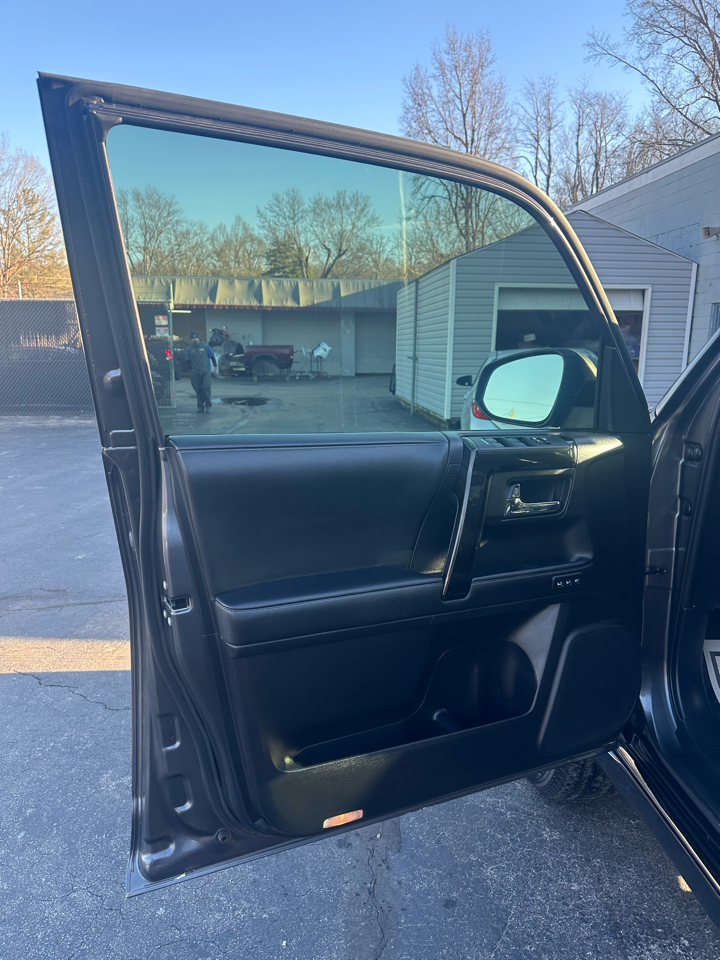 Toyota 4Runner SR5 4WD 2020