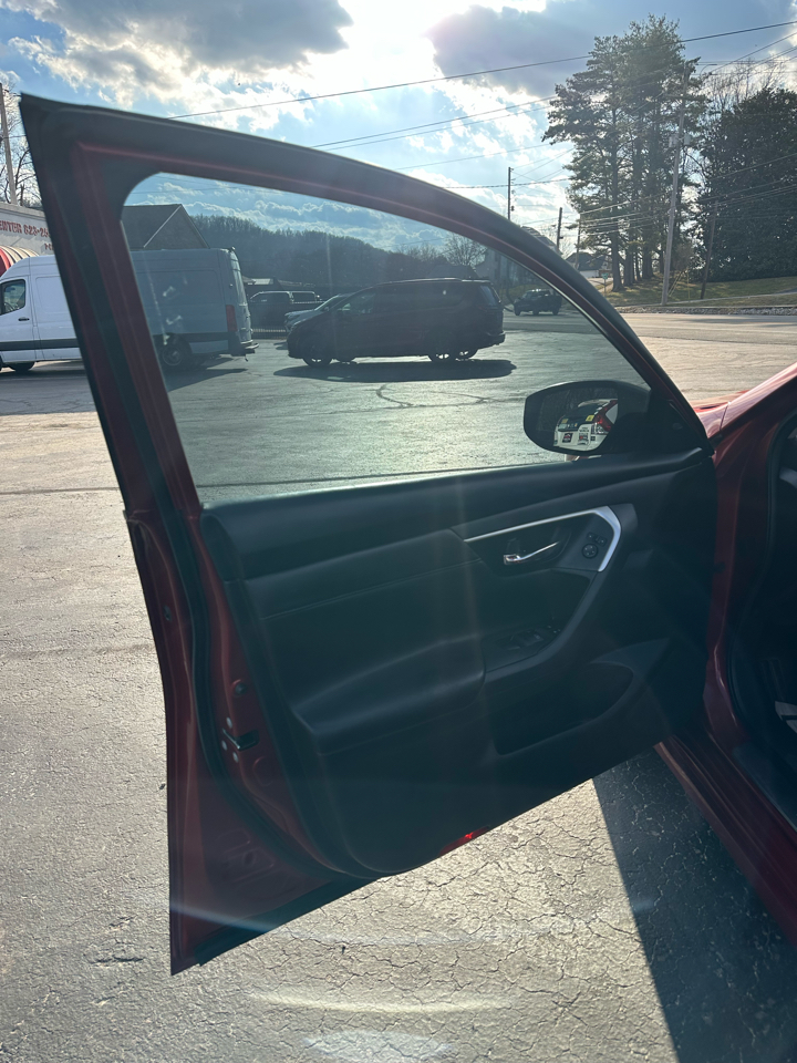 Nissan Altima 2.5 SR 2016