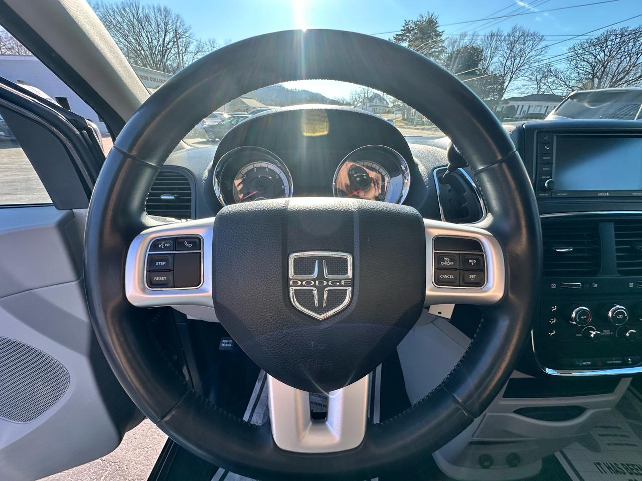 Dodge Grand Caravan SE 2017