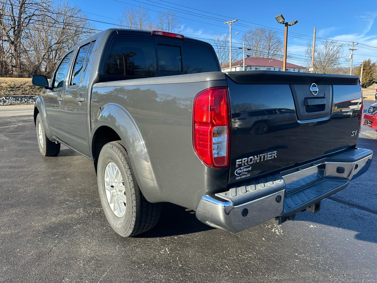 Nissan Frontier S Crew Cab 5AT 2WD 2014
