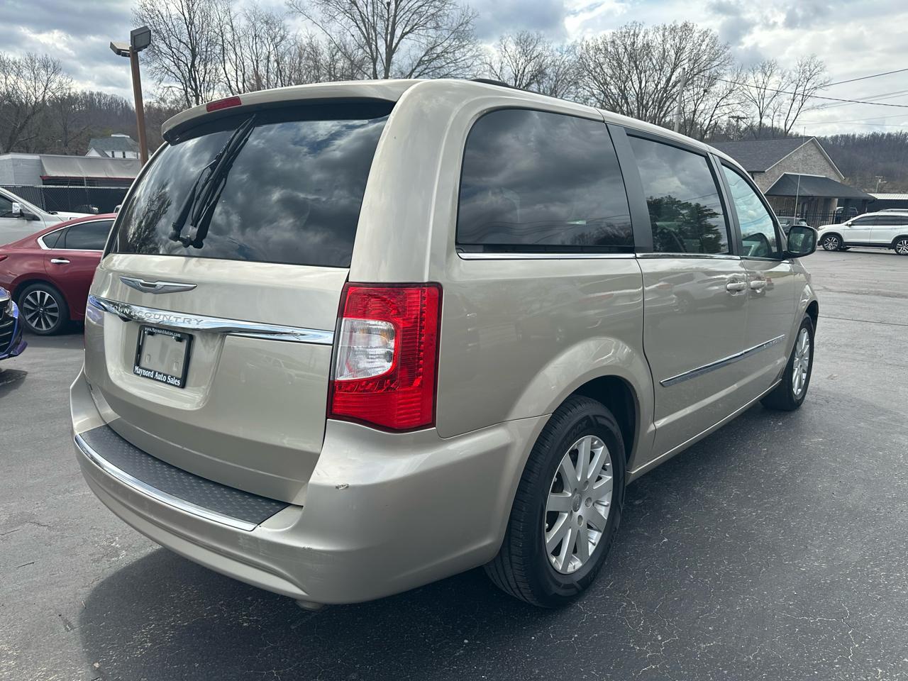 Chrysler Town & Country Touring 2016