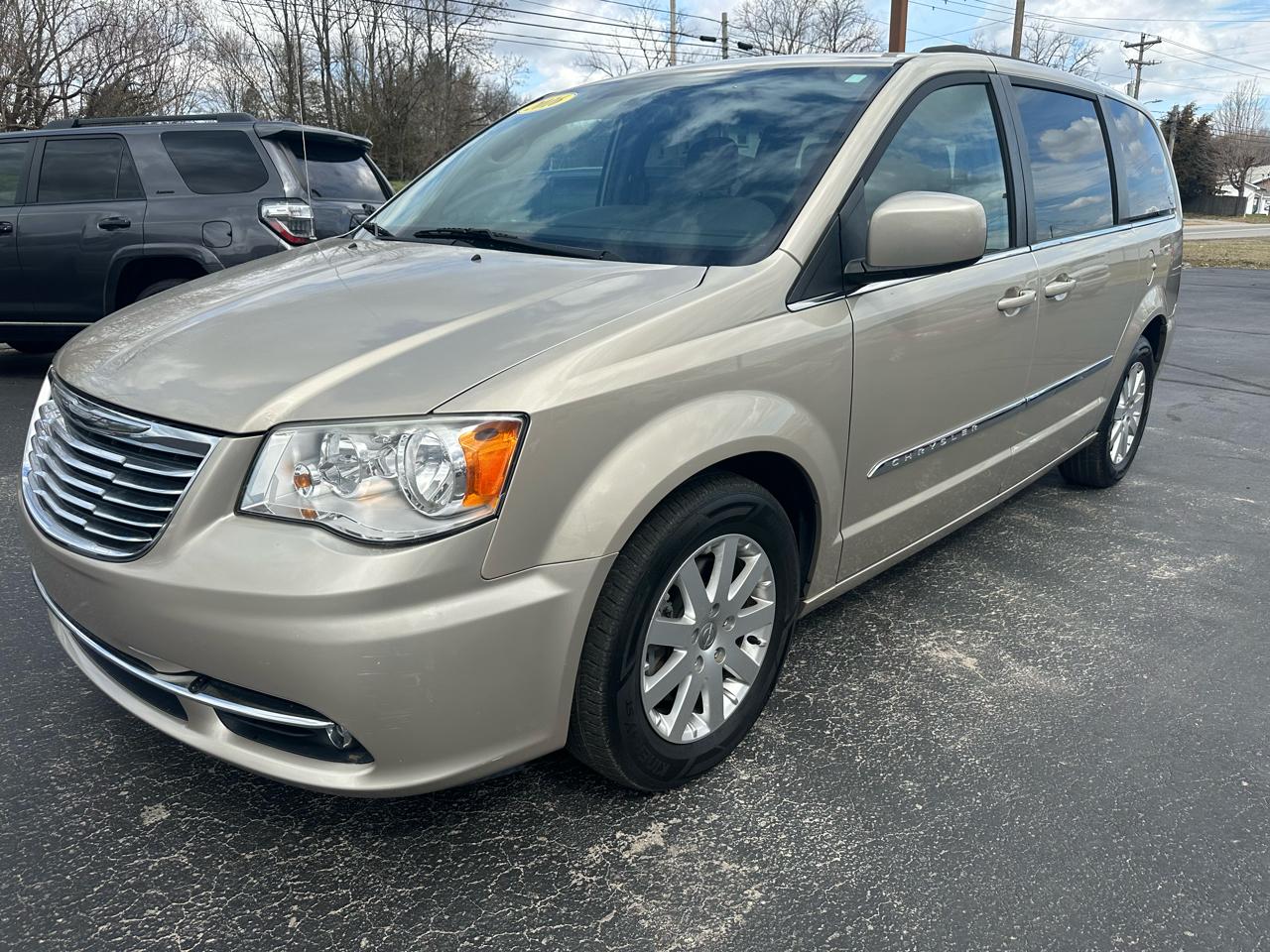 Chrysler Town & Country Touring 2016