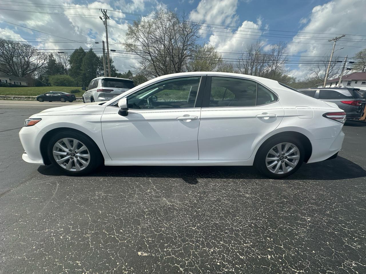 Toyota Camry XLE 2019