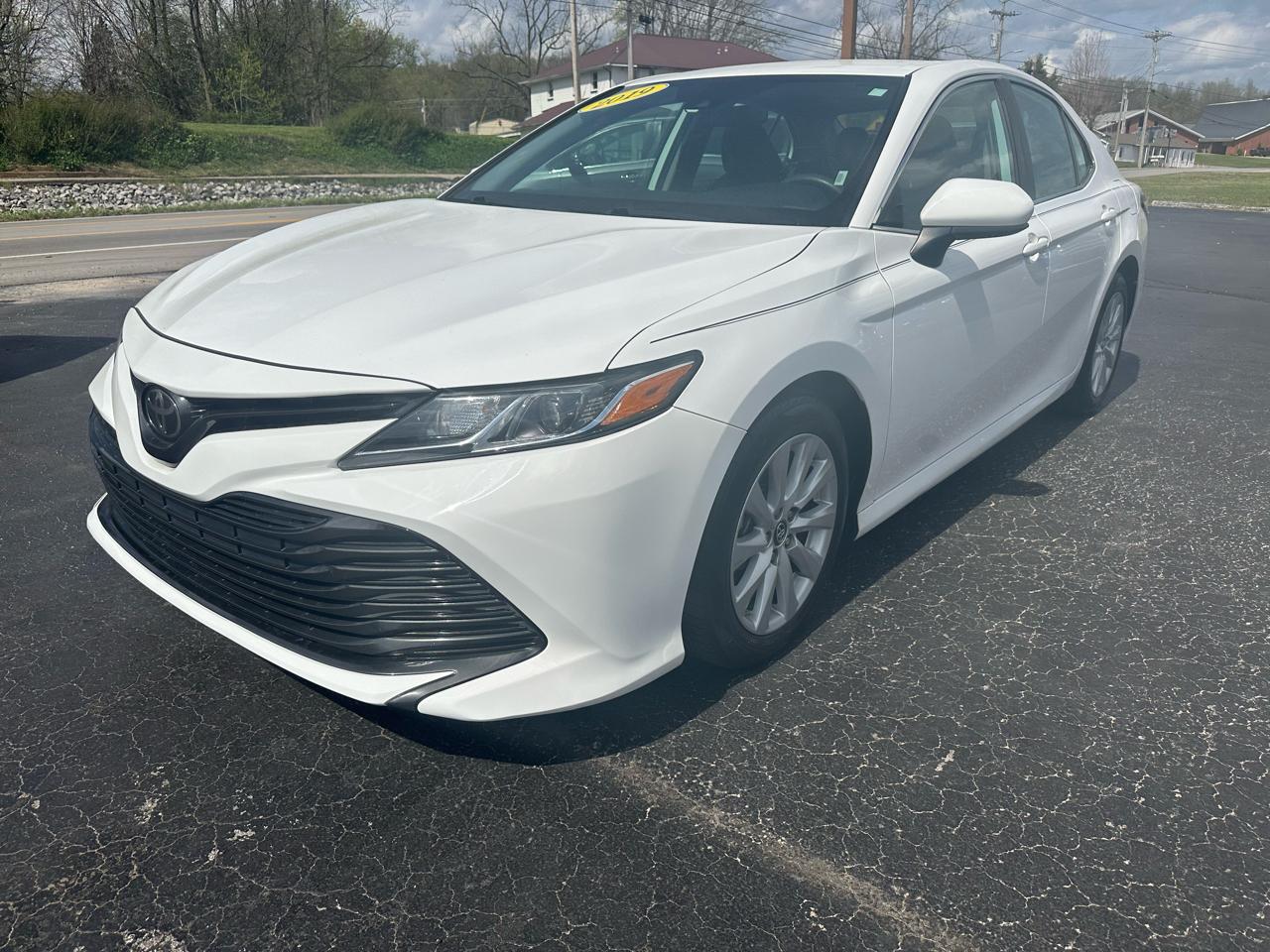 Toyota Camry XLE 2019