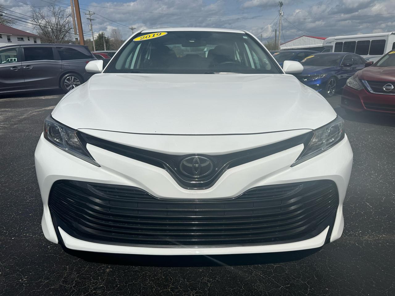 Toyota Camry XLE 2019