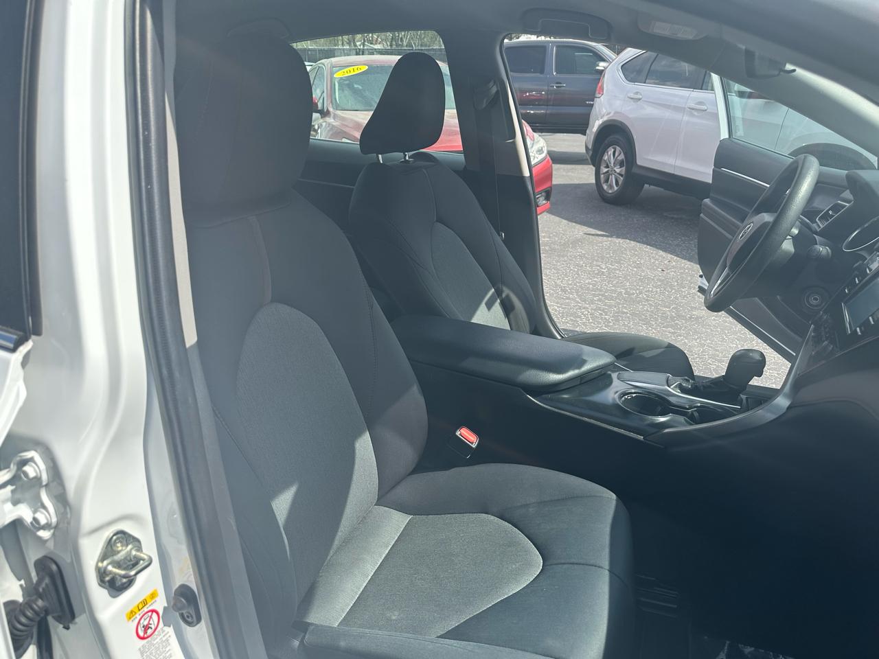 Toyota Camry XLE 2019