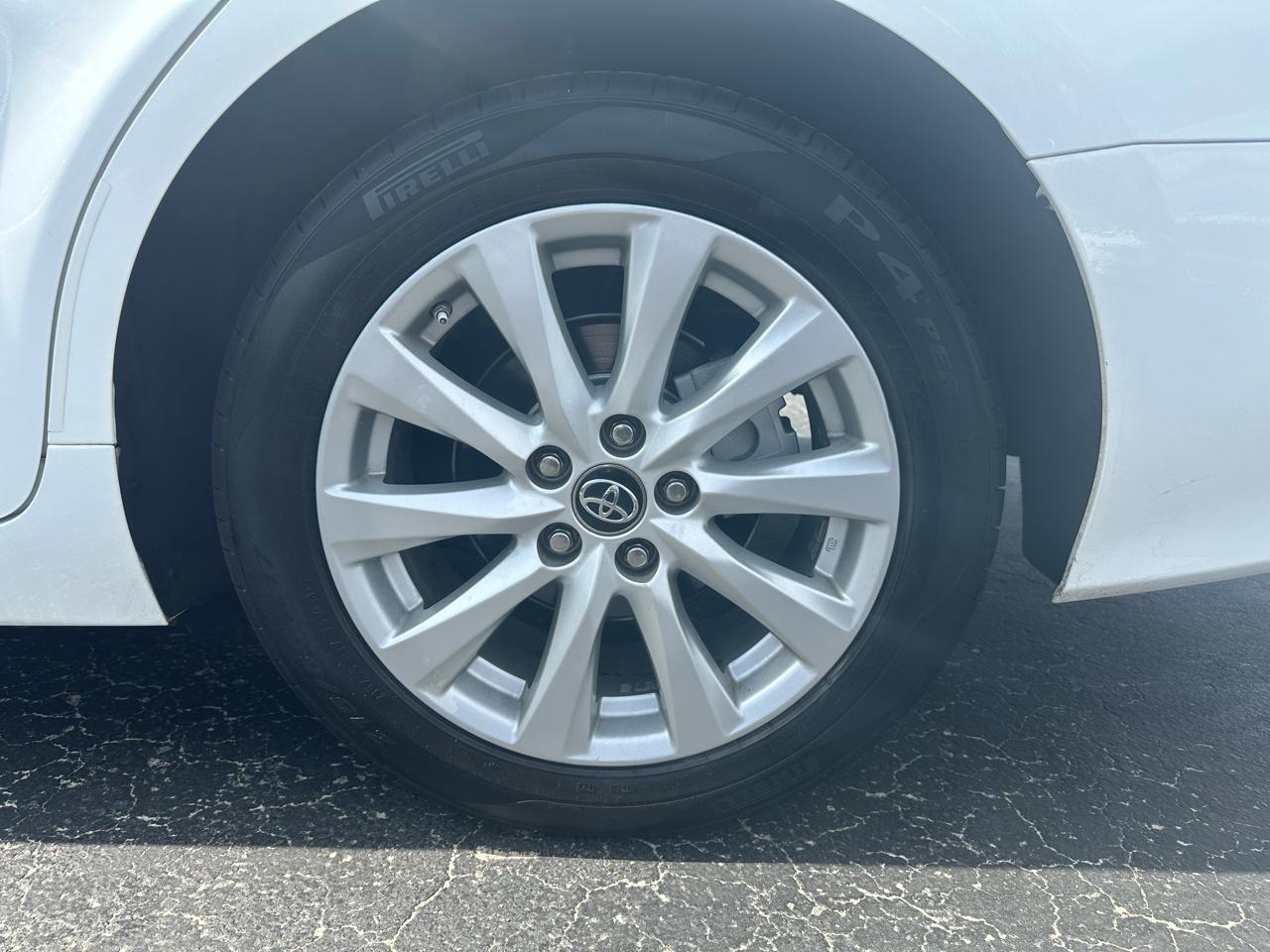 Toyota Camry XLE 2019