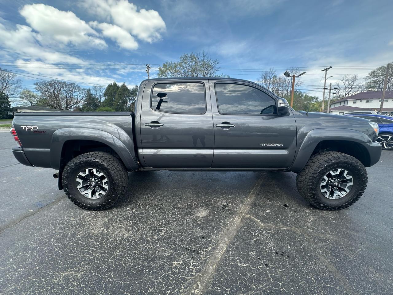 Toyota Tacoma Double Cab V6 4WD 2013