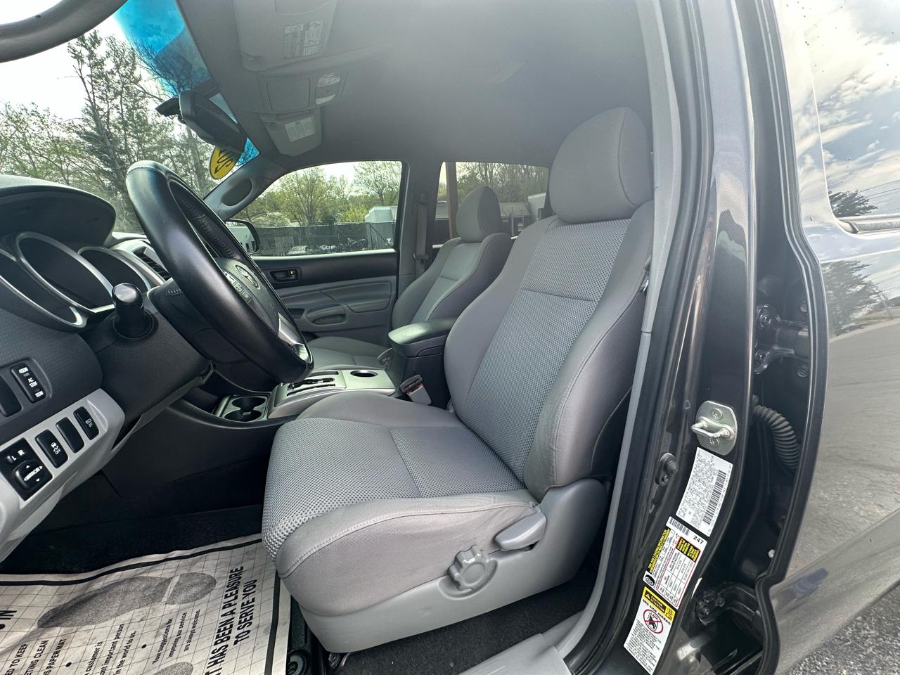 Toyota Tacoma Double Cab V6 4WD 2013