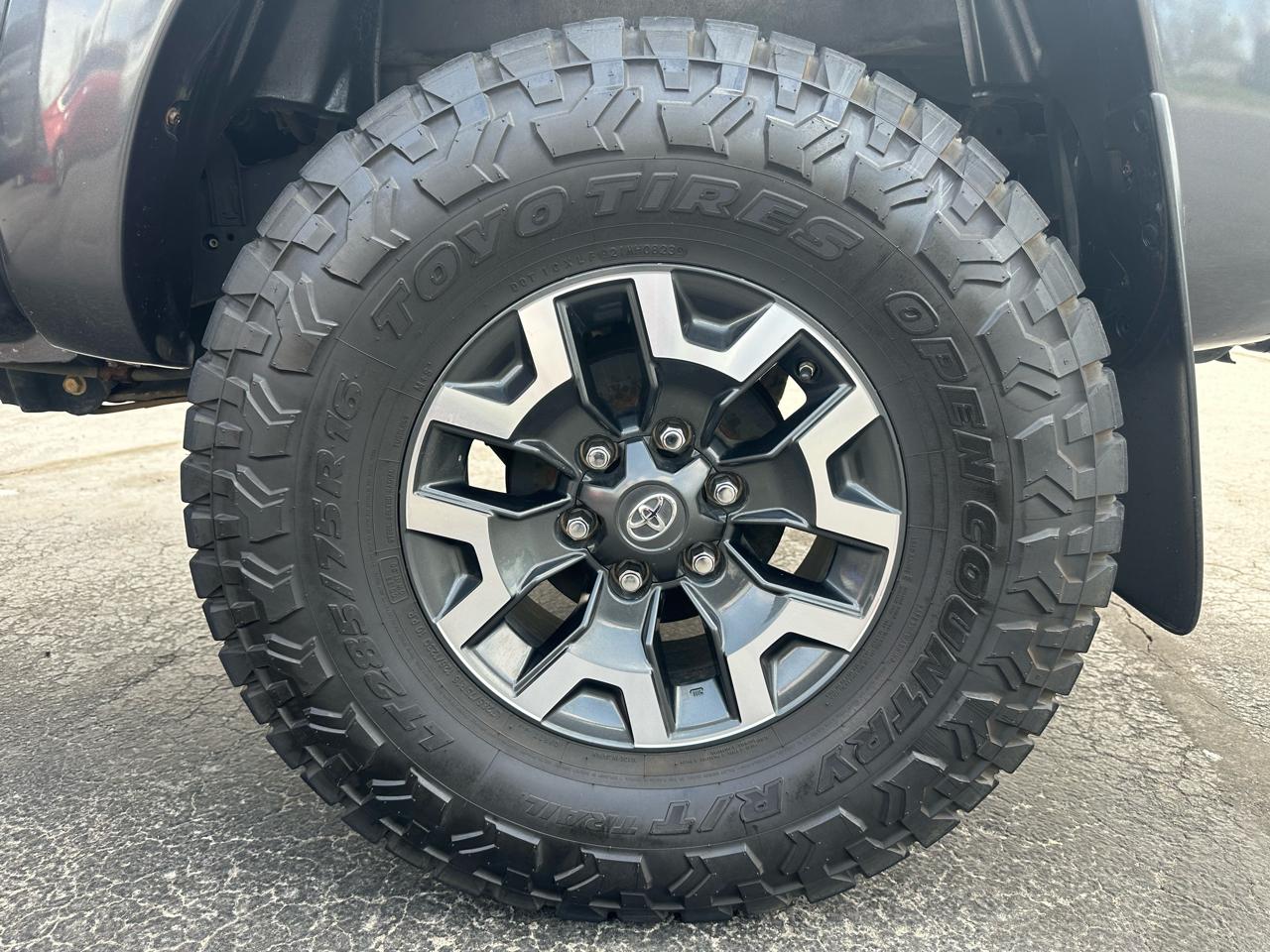 Toyota Tacoma Double Cab V6 4WD 2013