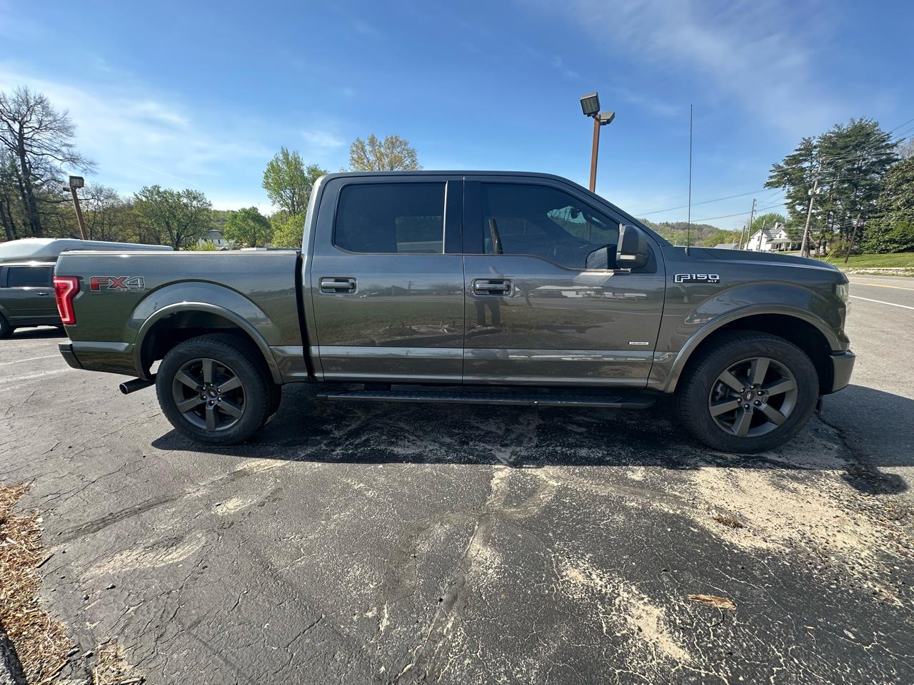 Ford F-150 Lariat SuperCrew 6.5-ft. Bed 4WD 2017