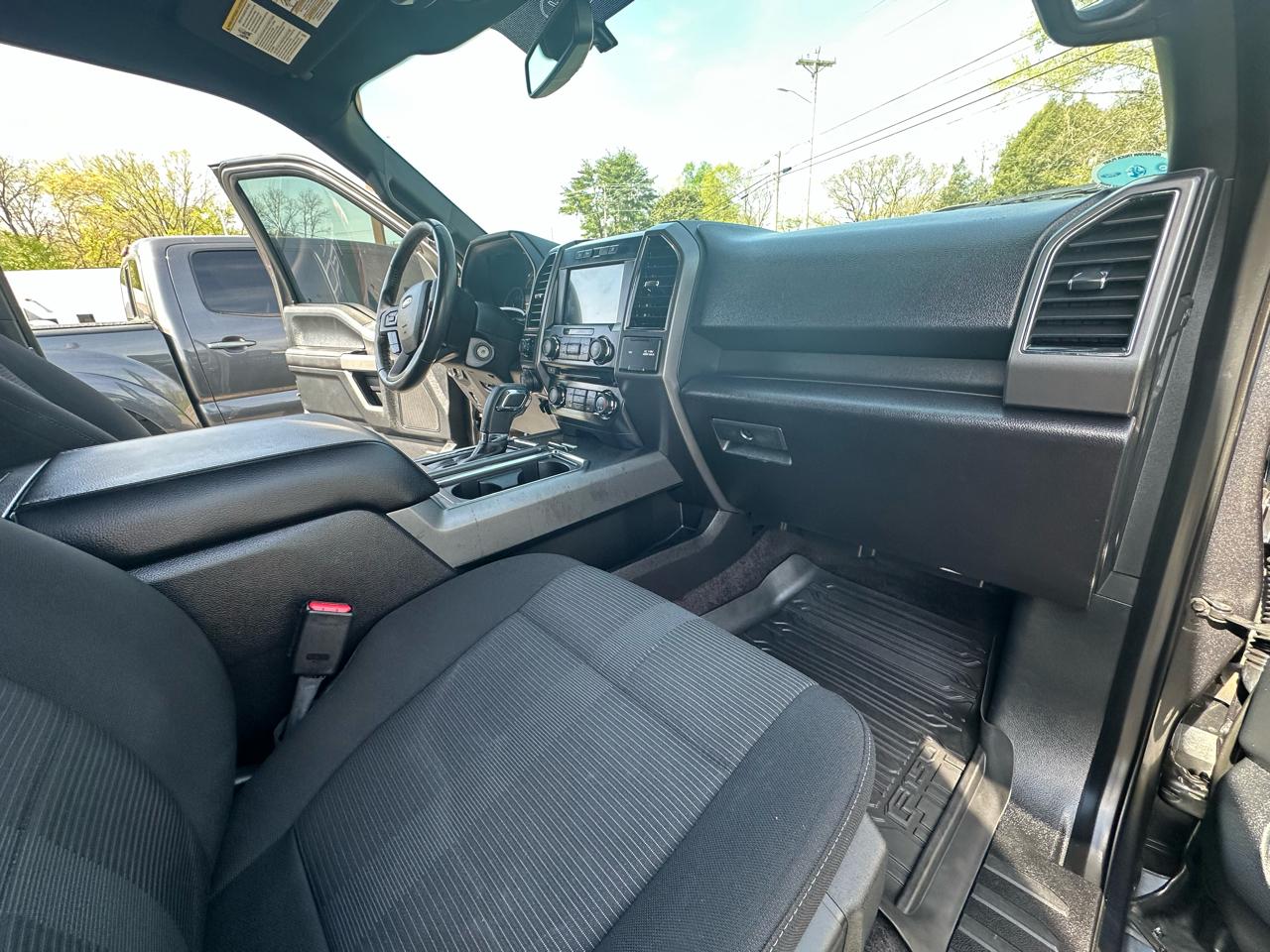 Ford F-150 Lariat SuperCrew 6.5-ft. Bed 4WD 2017