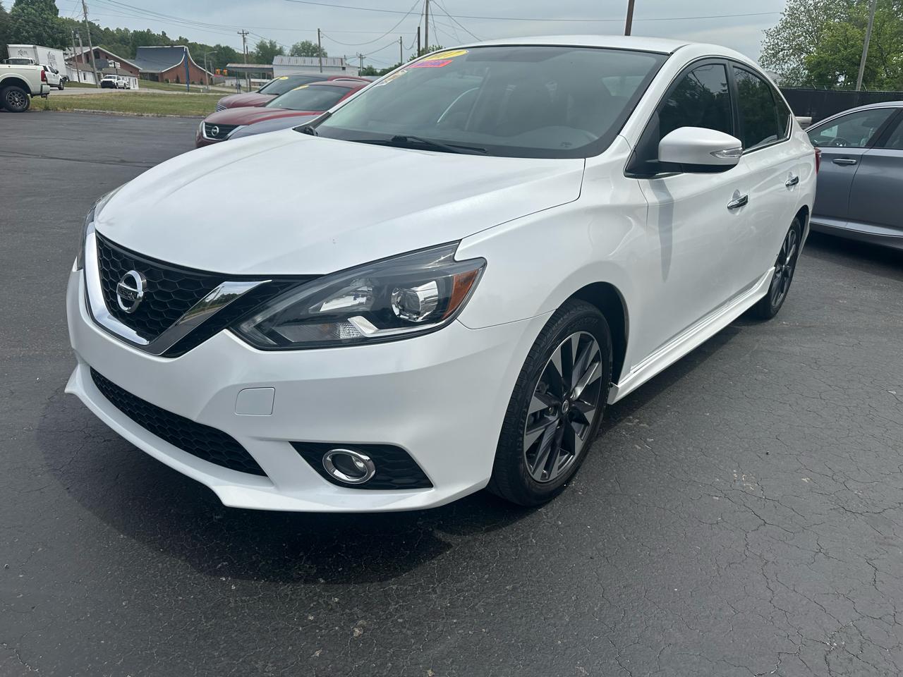 Nissan Sentra S 6MT 2017