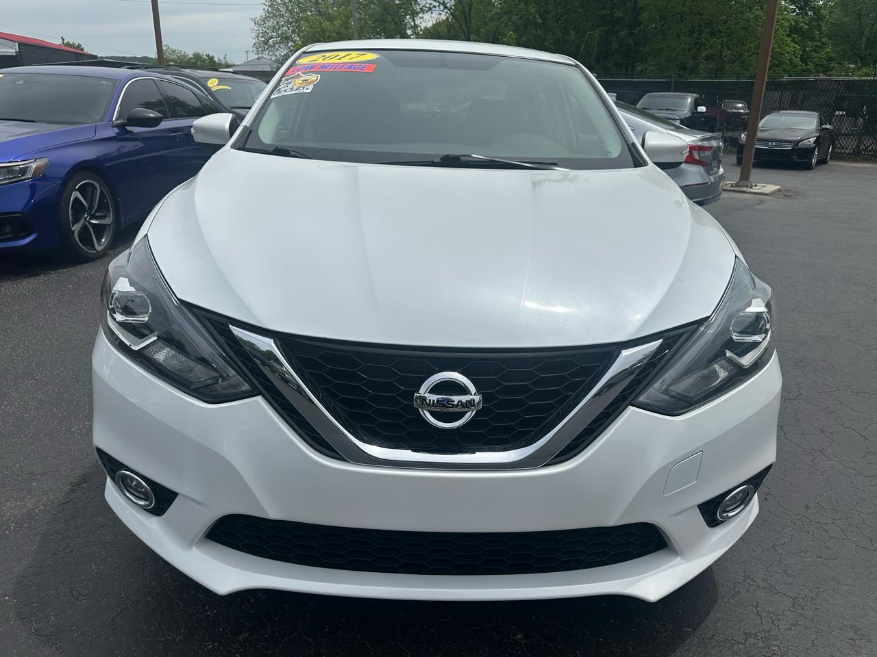 Nissan Sentra S 6MT 2017