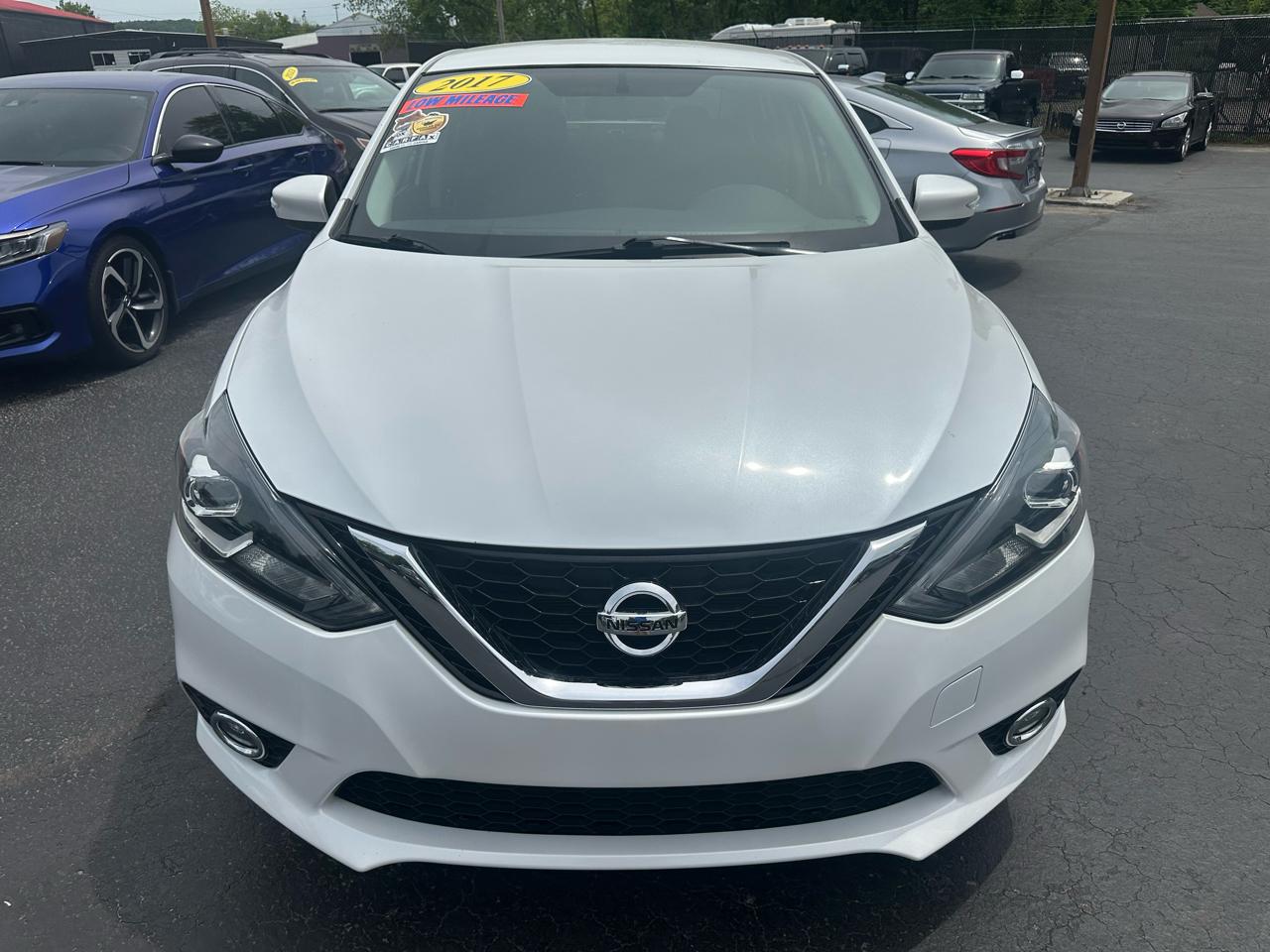 Nissan Sentra S 6MT 2017