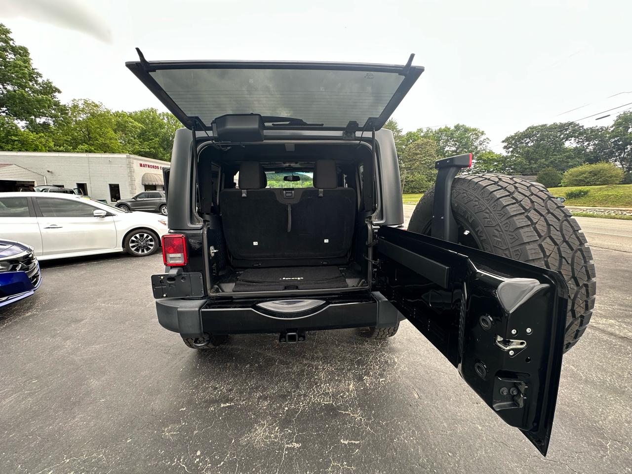 Jeep Wrangler Sport 4WD 2015