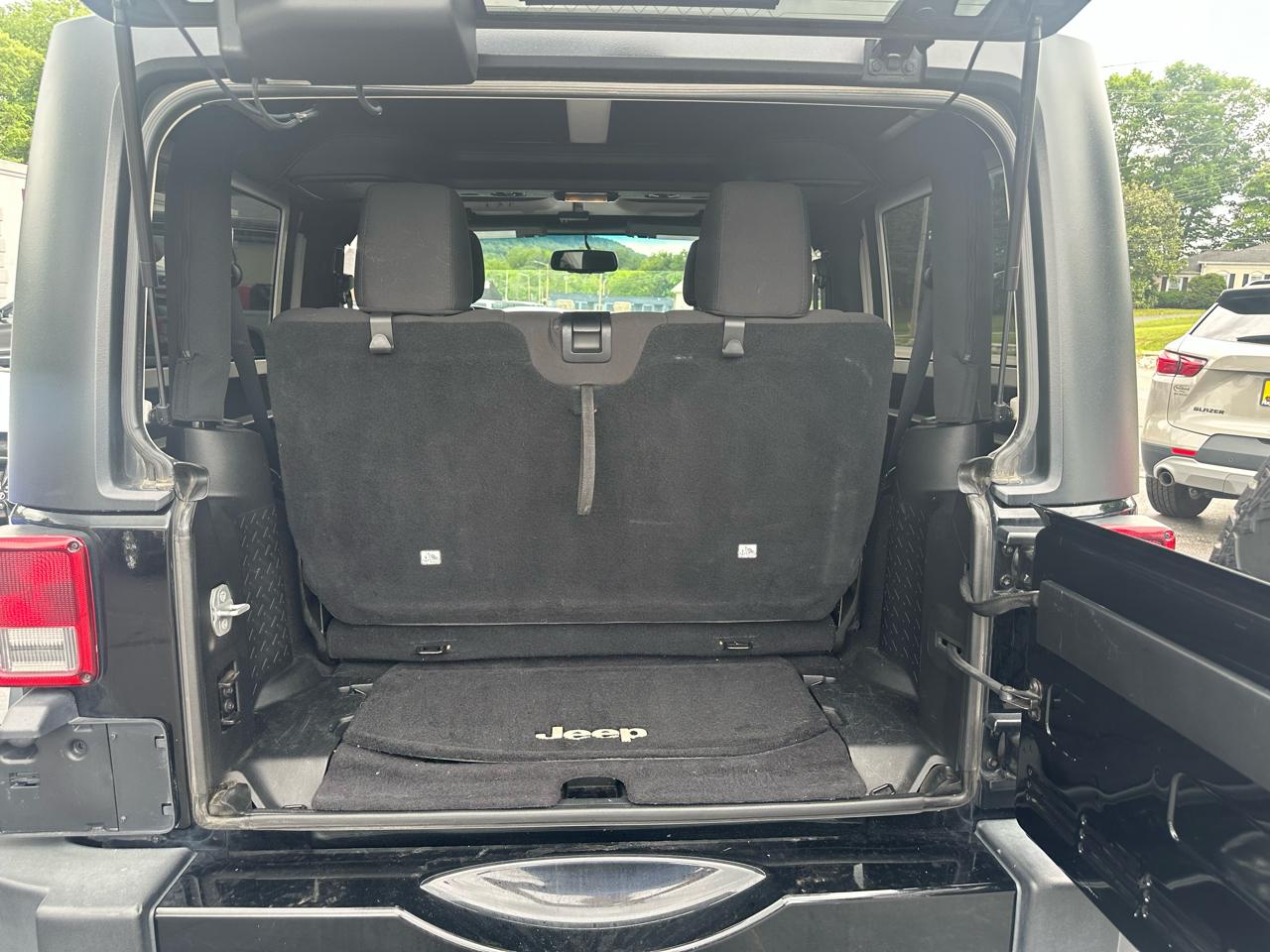 Jeep Wrangler Sport 4WD 2015