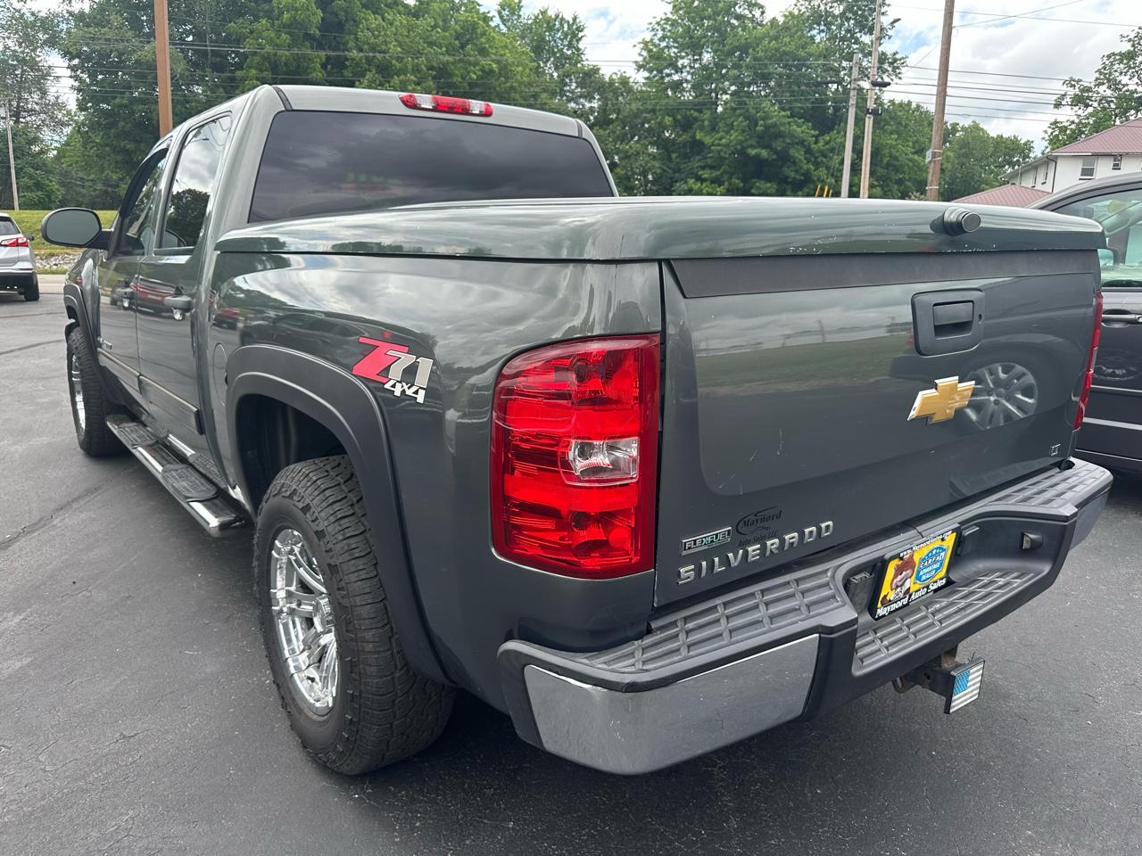 Chevrolet Silverado 1500 LT Crew Cab 4WD 2011