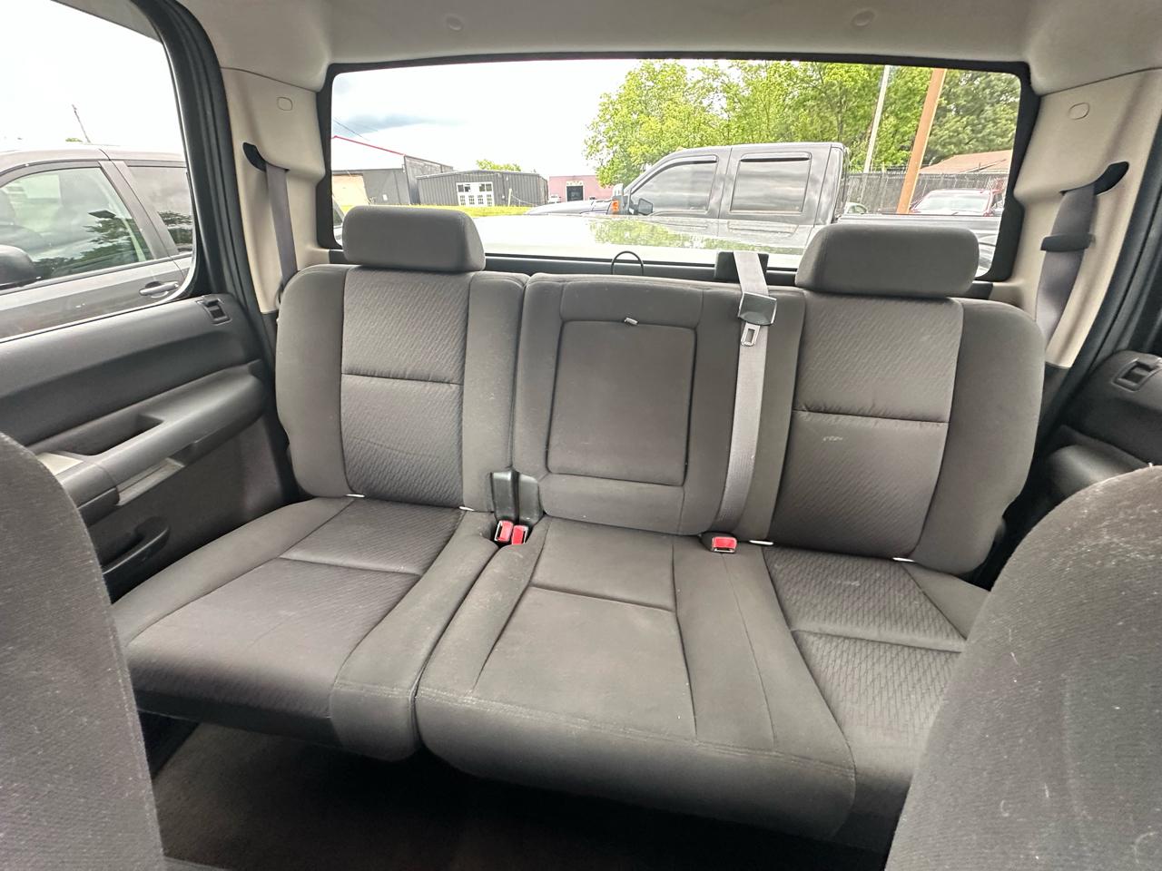 Chevrolet Silverado 1500 LT Crew Cab 4WD 2011