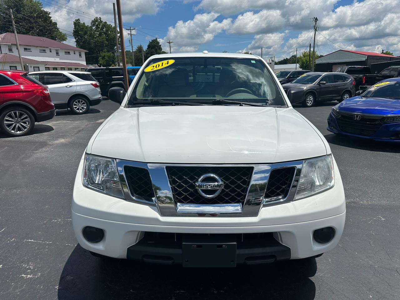 Nissan Frontier S Crew Cab 5AT 2WD 2014