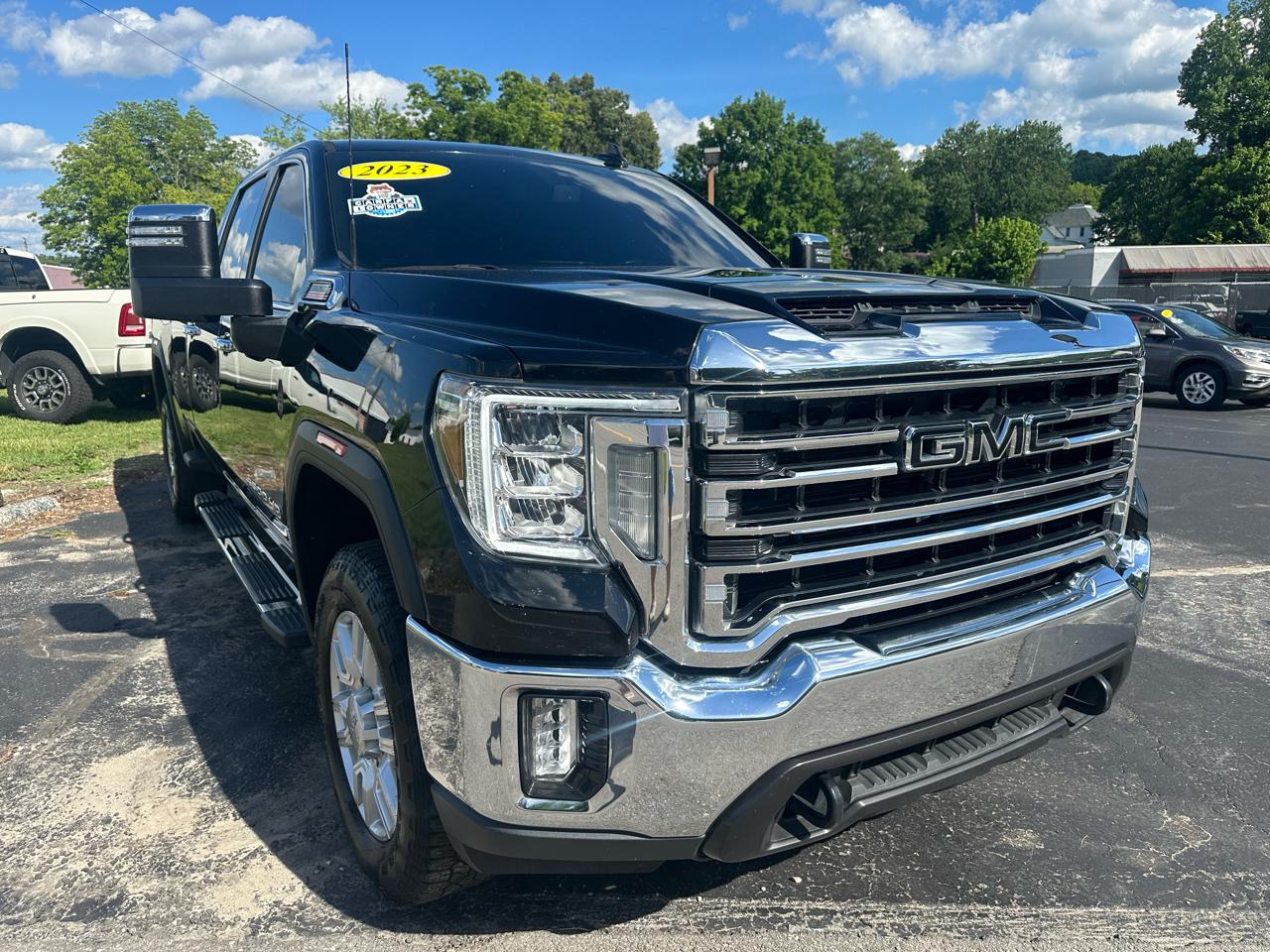 GMC Sierra 2500HD SLT Crew Cab 2WD 2023