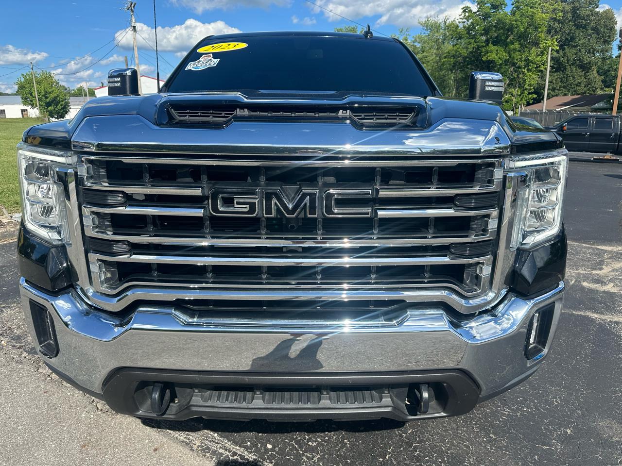 GMC Sierra 2500HD SLT Crew Cab 2WD 2023