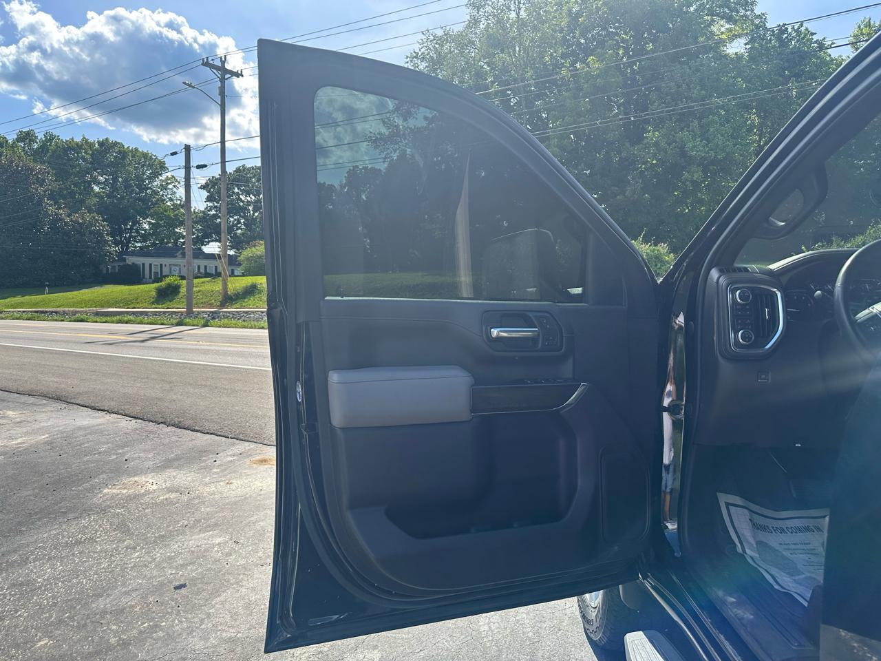 GMC Sierra 2500HD SLT Crew Cab 2WD 2023