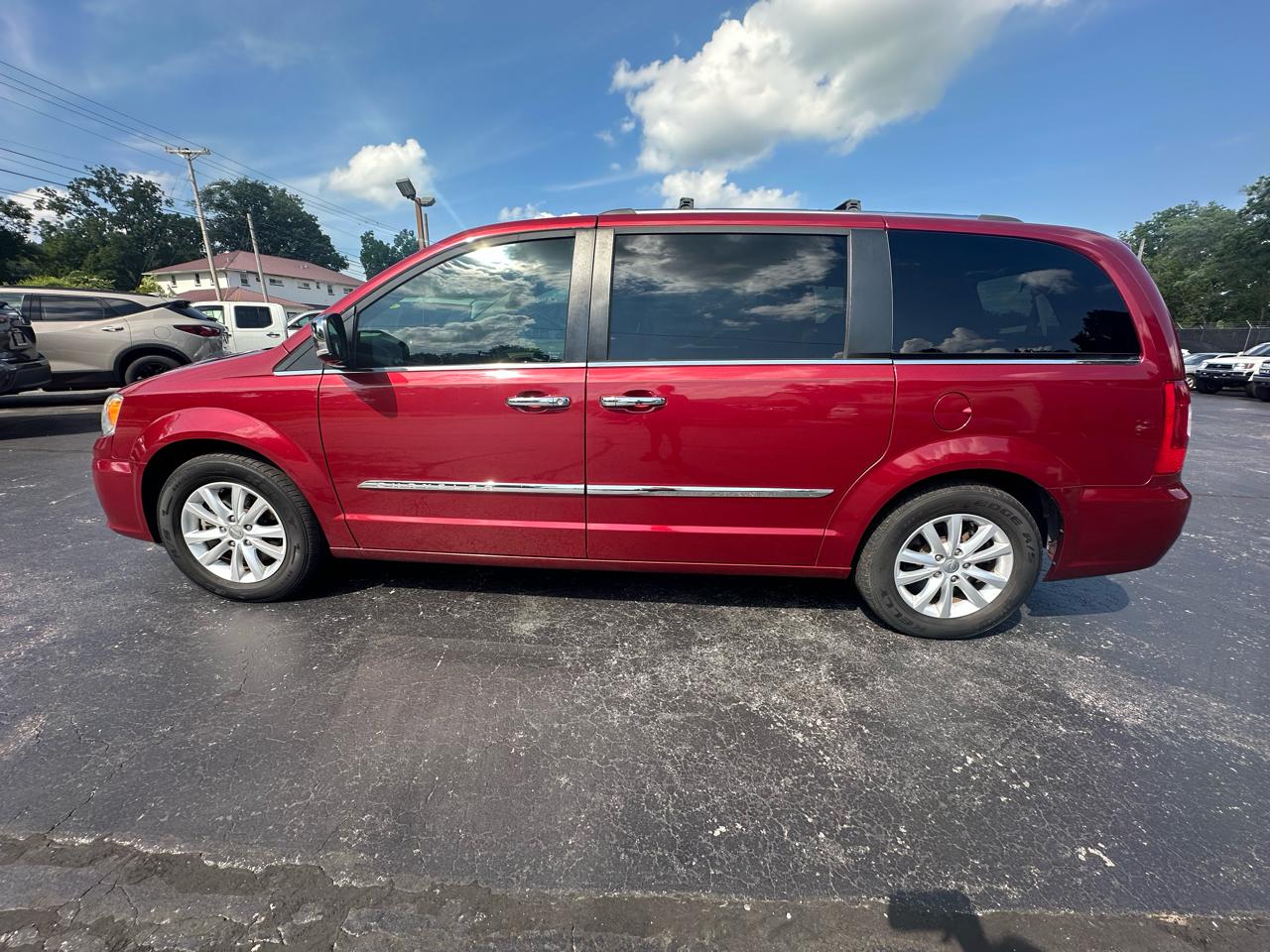 Chrysler Town & Country Limited Platinum 2016