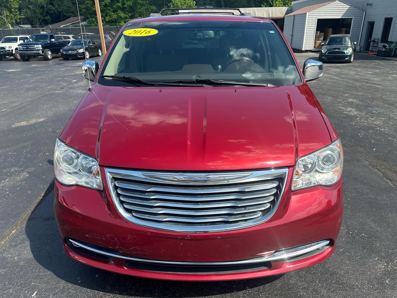 Chrysler Town & Country Limited Platinum 2016