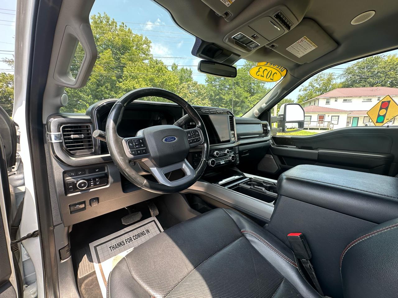 Ford F-350 SD King Ranch Crew Cab Long Bed 4WD 2023