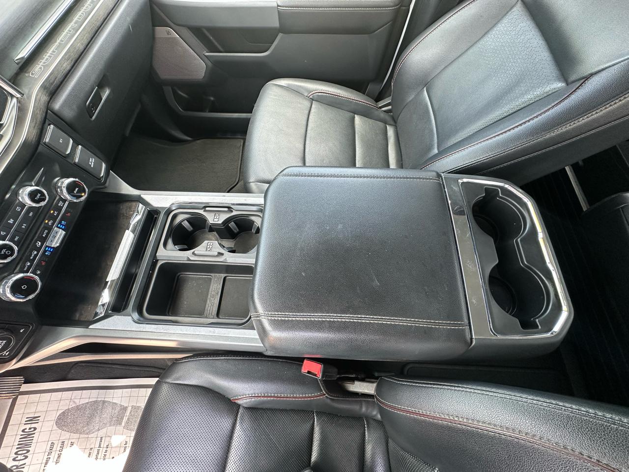 Ford F-350 SD King Ranch Crew Cab Long Bed 4WD 2023