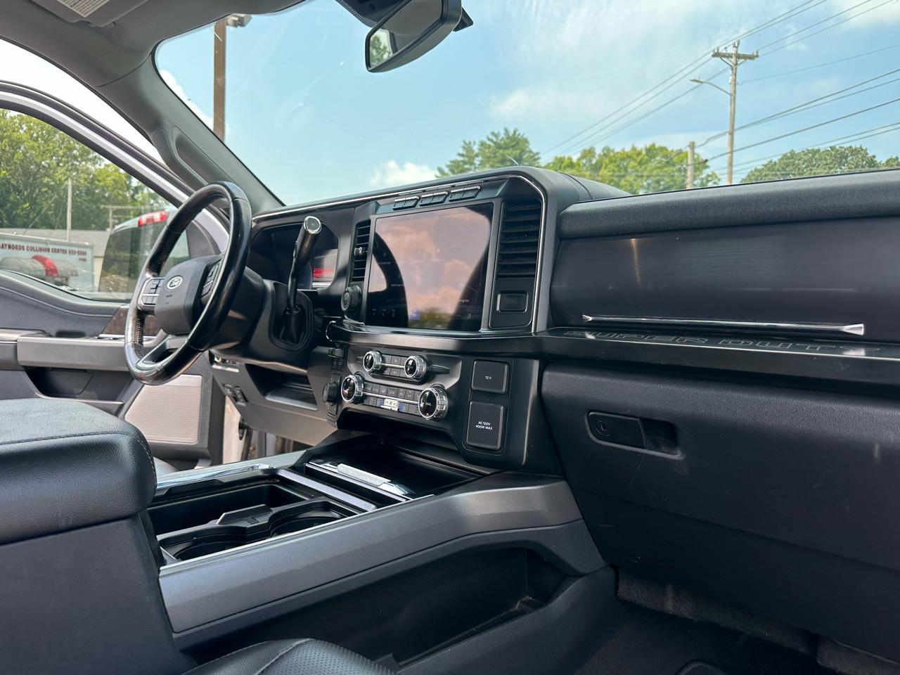 Ford F-350 SD King Ranch Crew Cab Long Bed 4WD 2023