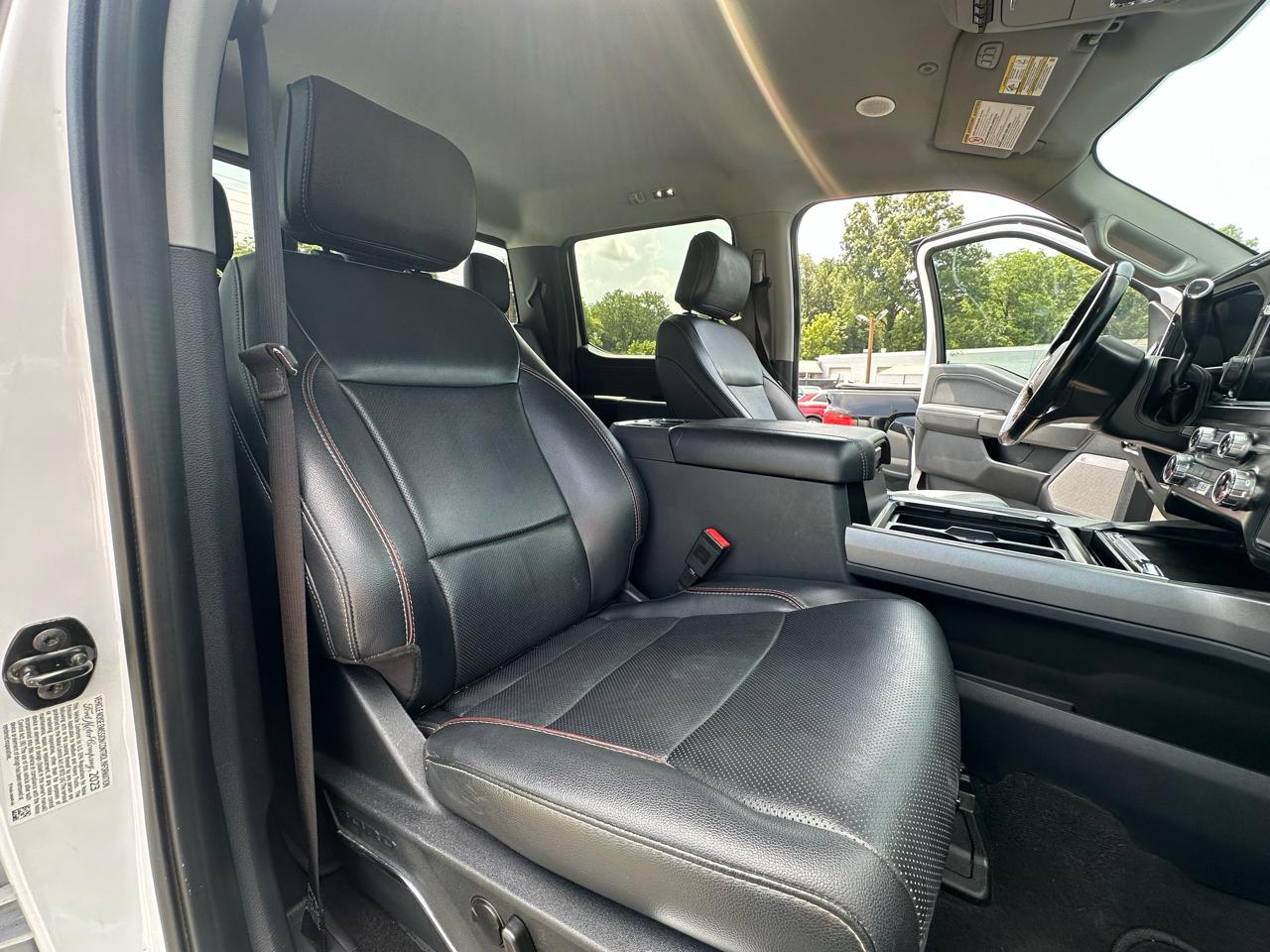 Ford F-350 SD King Ranch Crew Cab Long Bed 4WD 2023