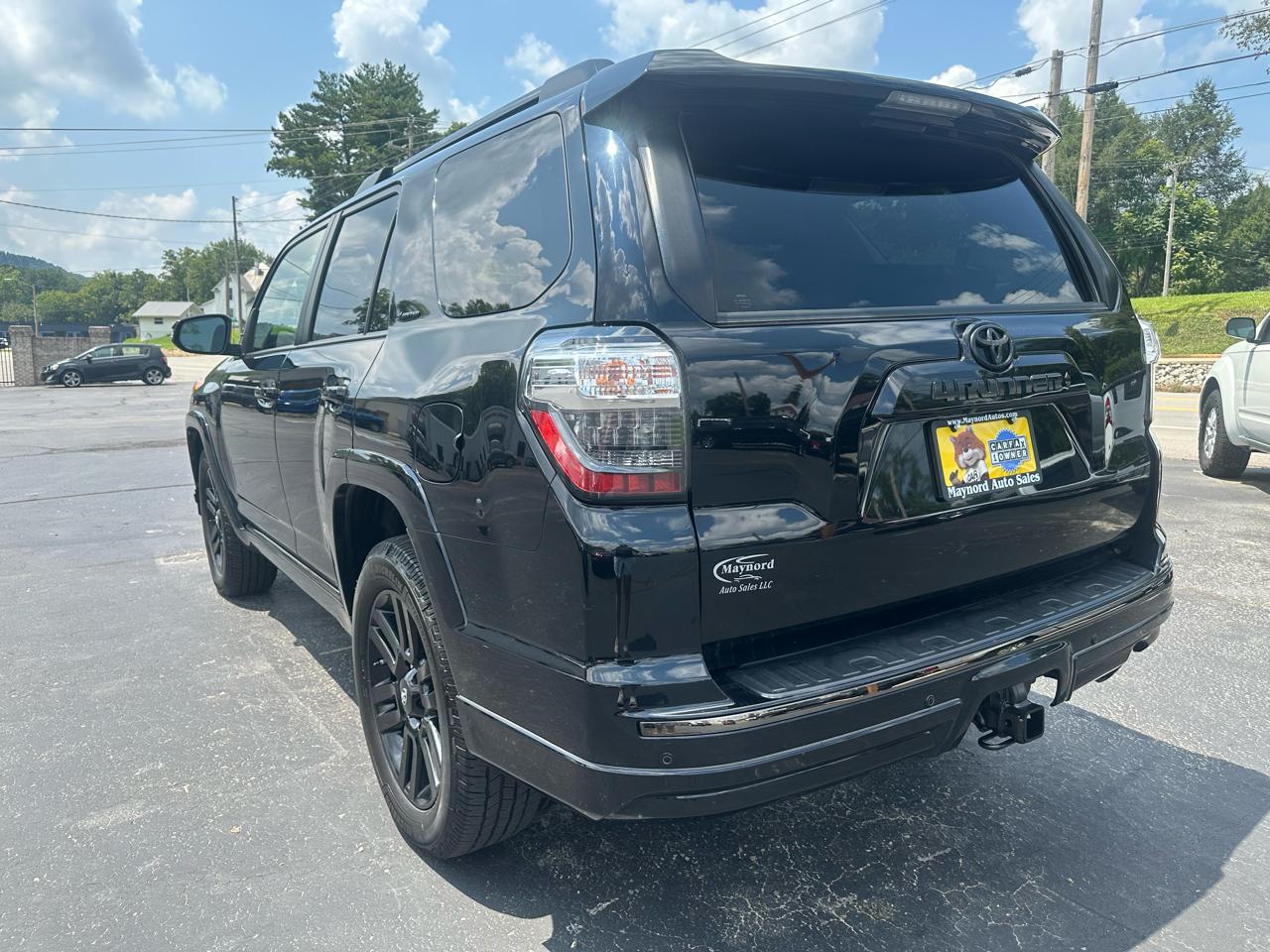 Toyota 4Runner Nightshade 4WD 2021