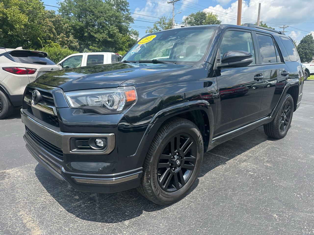 Toyota 4Runner Nightshade 4WD 2021