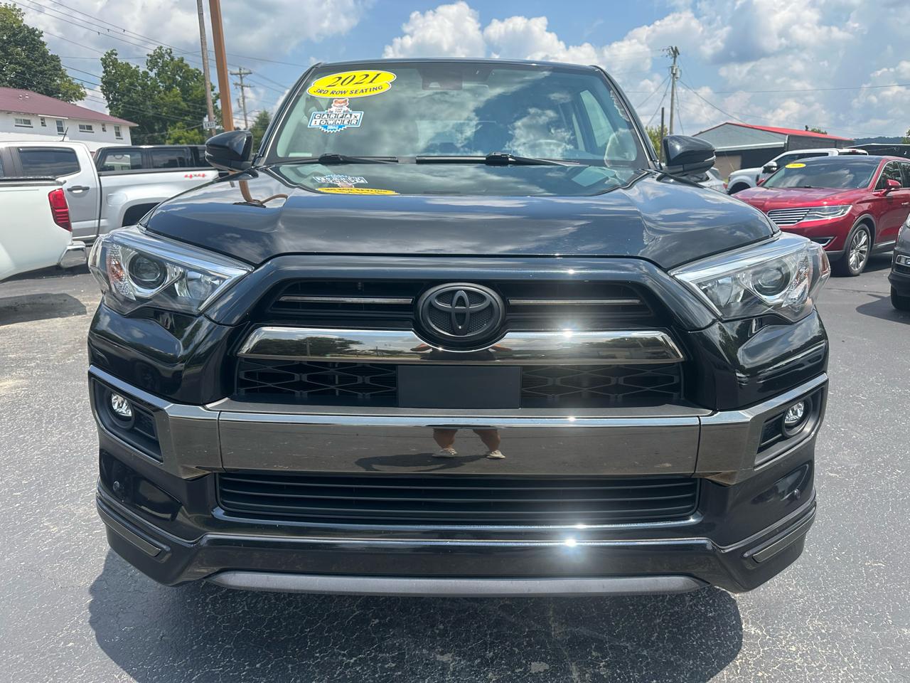 Toyota 4Runner Nightshade 4WD 2021