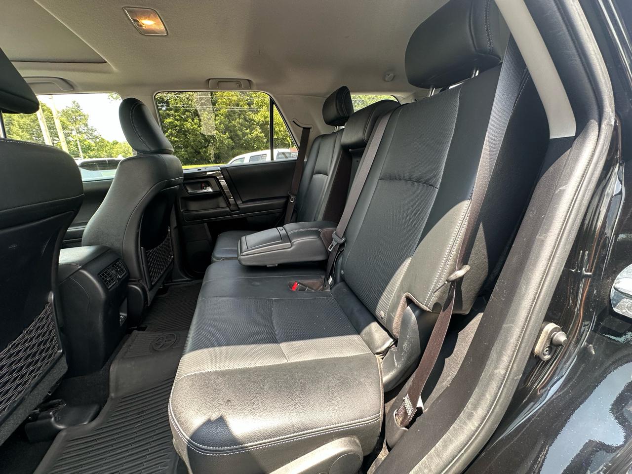 Toyota 4Runner Nightshade 4WD 2021