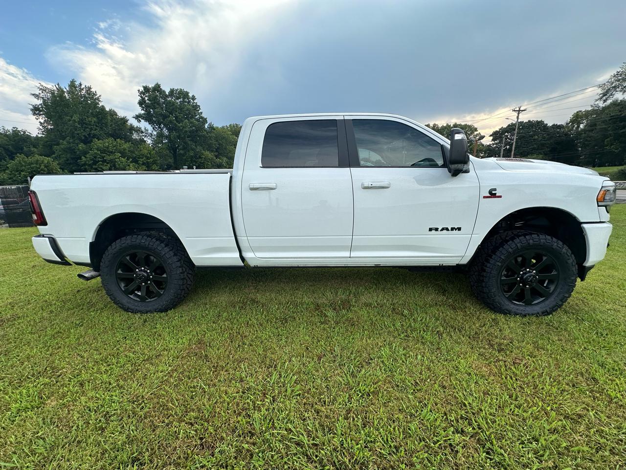 RAM 2500 Laramie Crew Cab SWB 4WD 2023