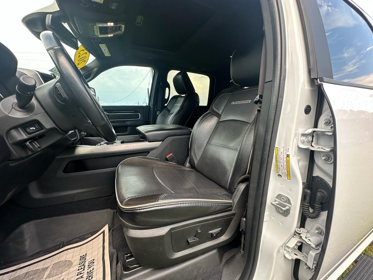 RAM 2500 Laramie Crew Cab SWB 4WD 2023