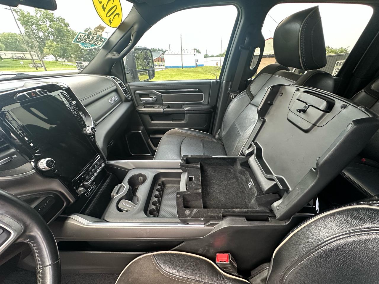 RAM 2500 Laramie Crew Cab SWB 4WD 2023