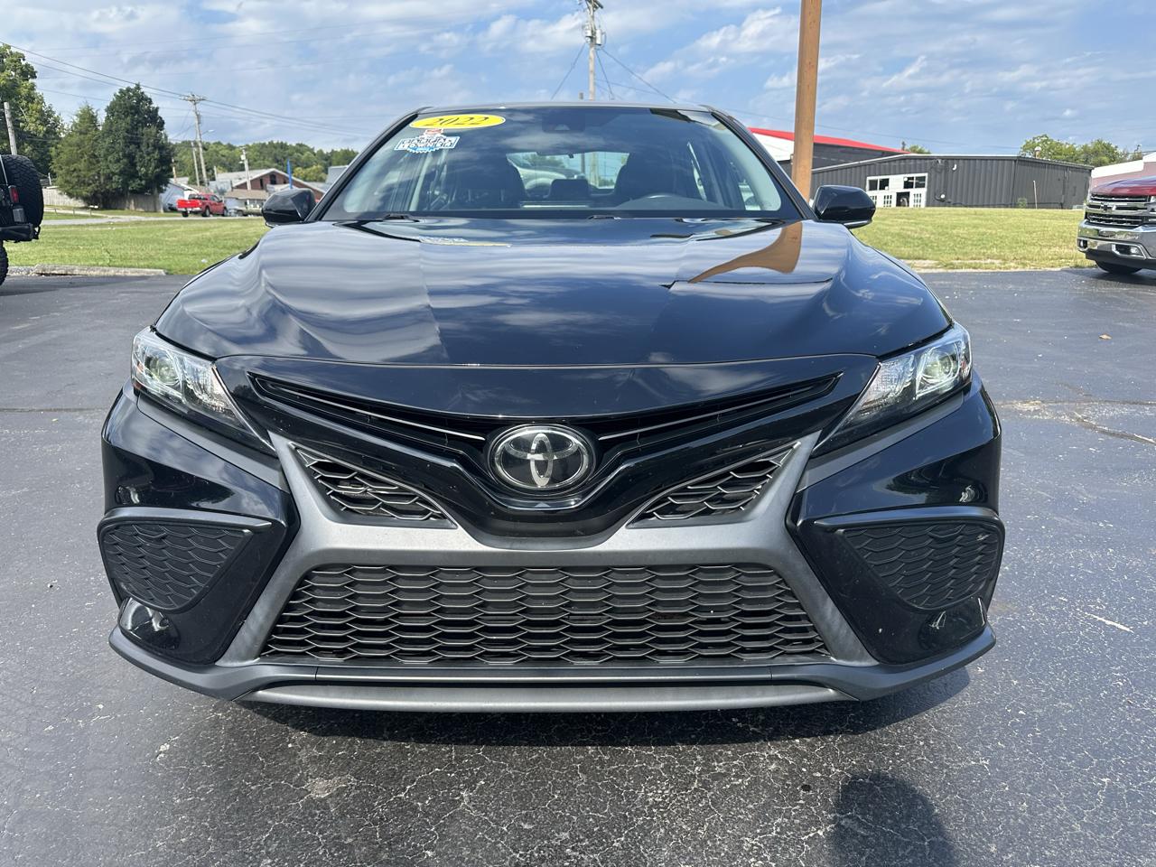 Toyota Camry SE 2022