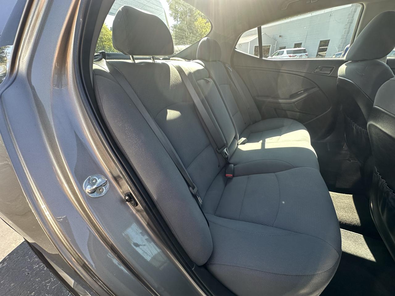 Kia Optima LX 2015
